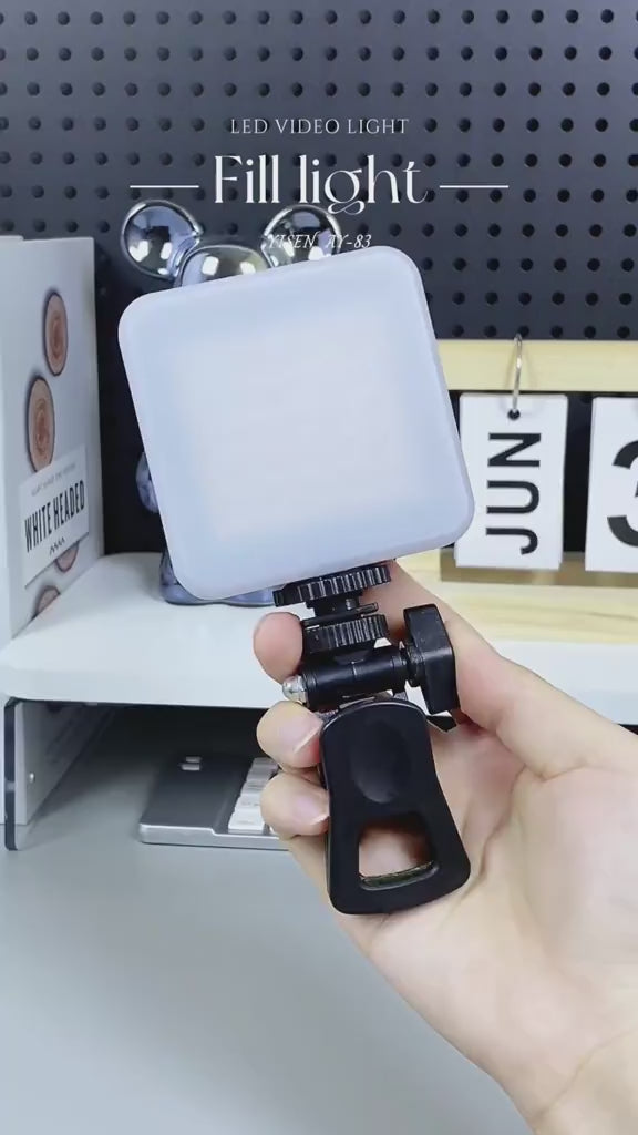 💡 Luz LED RGB AY-83 – Ilumina tu Mundo, Crea tu Escena